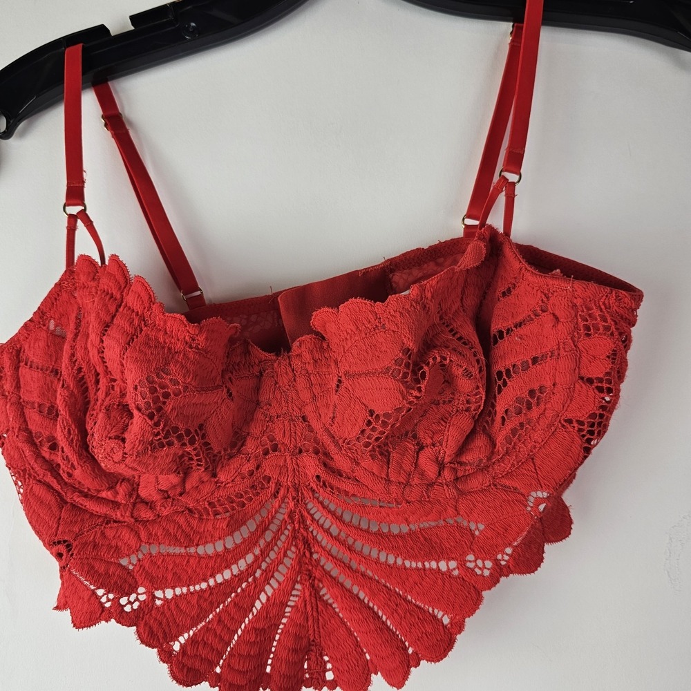NWT Aerie Red Balconette Bra Size 32C Lace Real‎ Good Floral